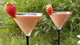 Jahodové smoothie s kysanou smetanou