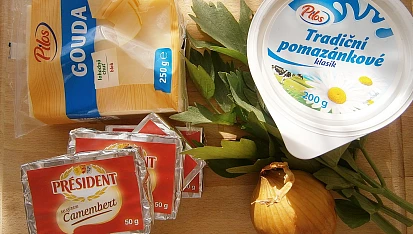 Sýrová pomazánka s libečkem