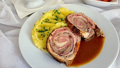 Vepřová roláda s oravskou slaninou, Vepřová roláda s oravskou slaninou