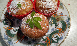 Muffiny z bílé Margotky a jablíčka