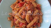 Fusilli těstoviny s tofu