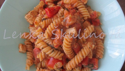 Fusilli těstoviny s tofu