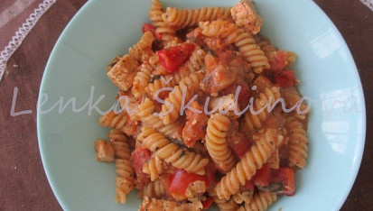 Fusilli těstoviny s tofu