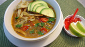 Pikantní aztécká polévka - Sopa azteca