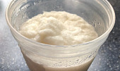 Domácí rýžová smetana (již zmražený hotový výrobek - čerstvé je tekuté)