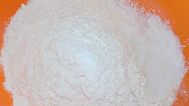 Kokosové placky s jogurtovou omáčkou