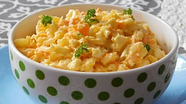 Květák na způsob salátu Coleslaw