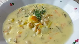 Babiččina smetanová polévka s nočky a bramborami