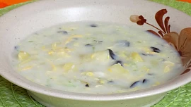 Okurková polévka
