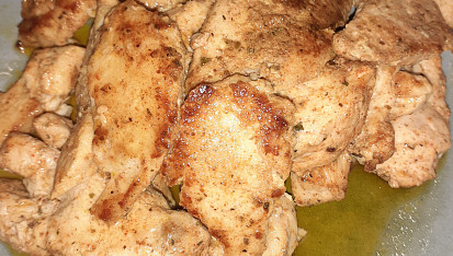 Kuřecí curry s rajčaty a jogurtem