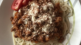 Rychlé špagety s boloňskou omáčkou