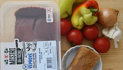Vepřová játra na minutku s přílohovou zeleninou