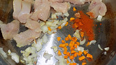 Luštěniny s kuřecím masem a čerstvou kurkumou