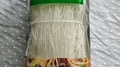 Pekingská polévka s kuřecím masem, Nudle