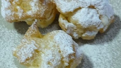 Jednoduché věnečky z odpalovaného těsta