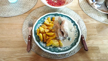 Ptáčky z ptáčka se smetanovou omáčkou