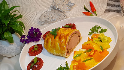 Vepřová panenka Wellington s máslovou zeleninou