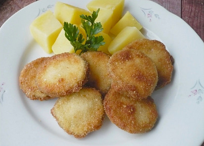 Smažená cuketa s česnekem