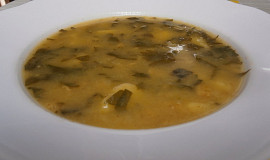 Mangoldová polévka s bramborem