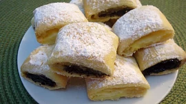 Plněné křehké mini polštářky