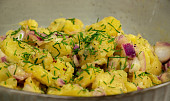 Vídeňský bramborový salát