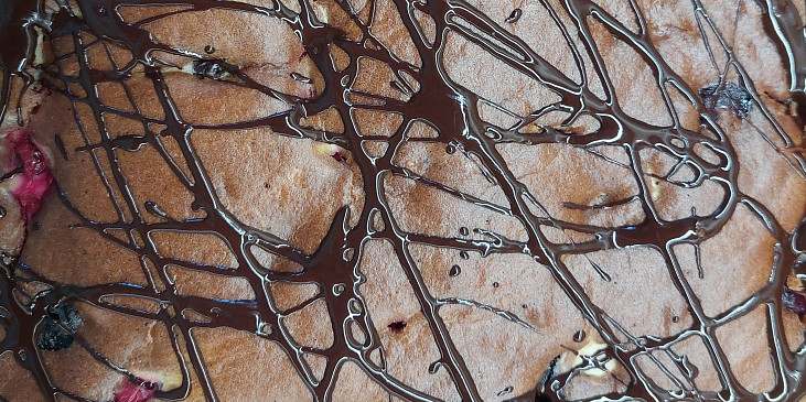 Lité kakaové řezy s tvarohovou náplní