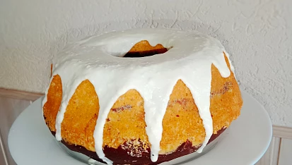 Jemná mramorová bábovka ze zakysané smetany