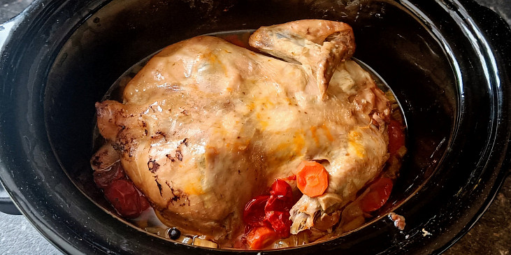 Luxusní kuře na paprice z pomalého hrnce (Kuře v pomalém hrnci po 12 hodinách)