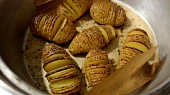 Pečené brambory Hasselback, Po 70 minutách v remosce.