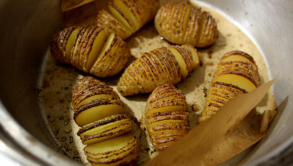 Pečené brambory Hasselback, Po 70 minutách v remosce.