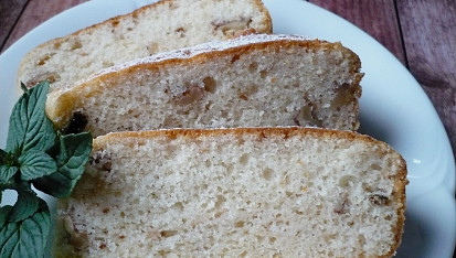 Bábovka ze zakysané smetany, s vůní skořice, Pečeno v remosce.