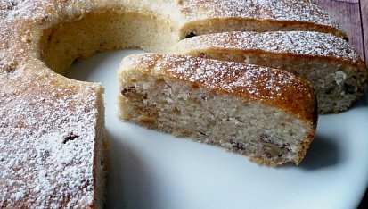 Bábovka ze zakysané smetany, s vůní skořice, Věnec - pečeno v remosce.