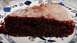 Perníkový koláč s citronovou polevou