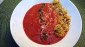 Smetanový krém s červenou řepou a parmezánem