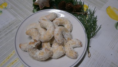 Vánoční cukroví - křehké vanilkové rohlíčky