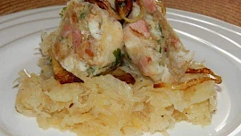 Špekové knedlíky s uzeným masem