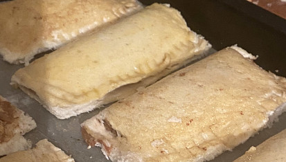 Jablečné taštičky z toastového chleba, Před upečením