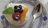 Mini Pavlova, 2022