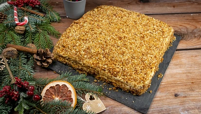 Snadnější varianta výborného medovníku na velký plech