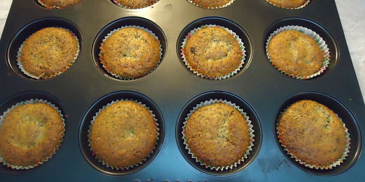 Makové plněné muffiny