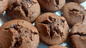 Muffiny s kousky čokolády (Muffinky z lásky a všichni si je moc vychvalují! Můžu jen doporučujeme ??)
