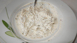 Placky plněné sýrovou náplní Placky plněné sýrovou náplní