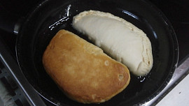 Placky plněné sýrovou náplní Placky plněné sýrovou náplní