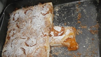 Drobenkový koláč s tvarohem a ovocem