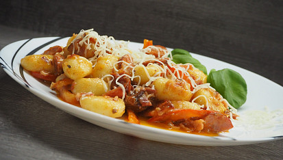 Jednoduché gnocchi na slanině