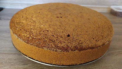 Jednoduchý piškotový korpus