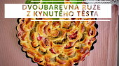 Dvoubarevná růže z kynutého těsta