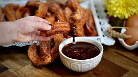 Churros s čokoládou (Čuros)