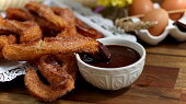 Churros s čokoládou (Čuros)