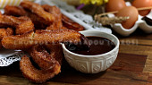 Churros s čokoládou (Čuros)